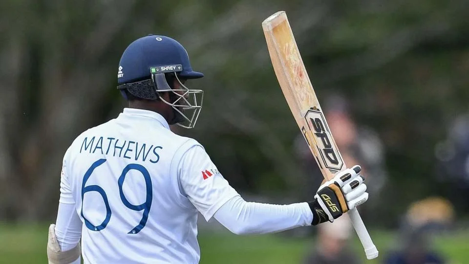 The ever reliable Jersey no.69 Angelo Mathews ends up with a 69