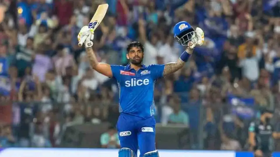 Suryakumar outshines Rashid as Mumbai Indians beat Gujarat Titans